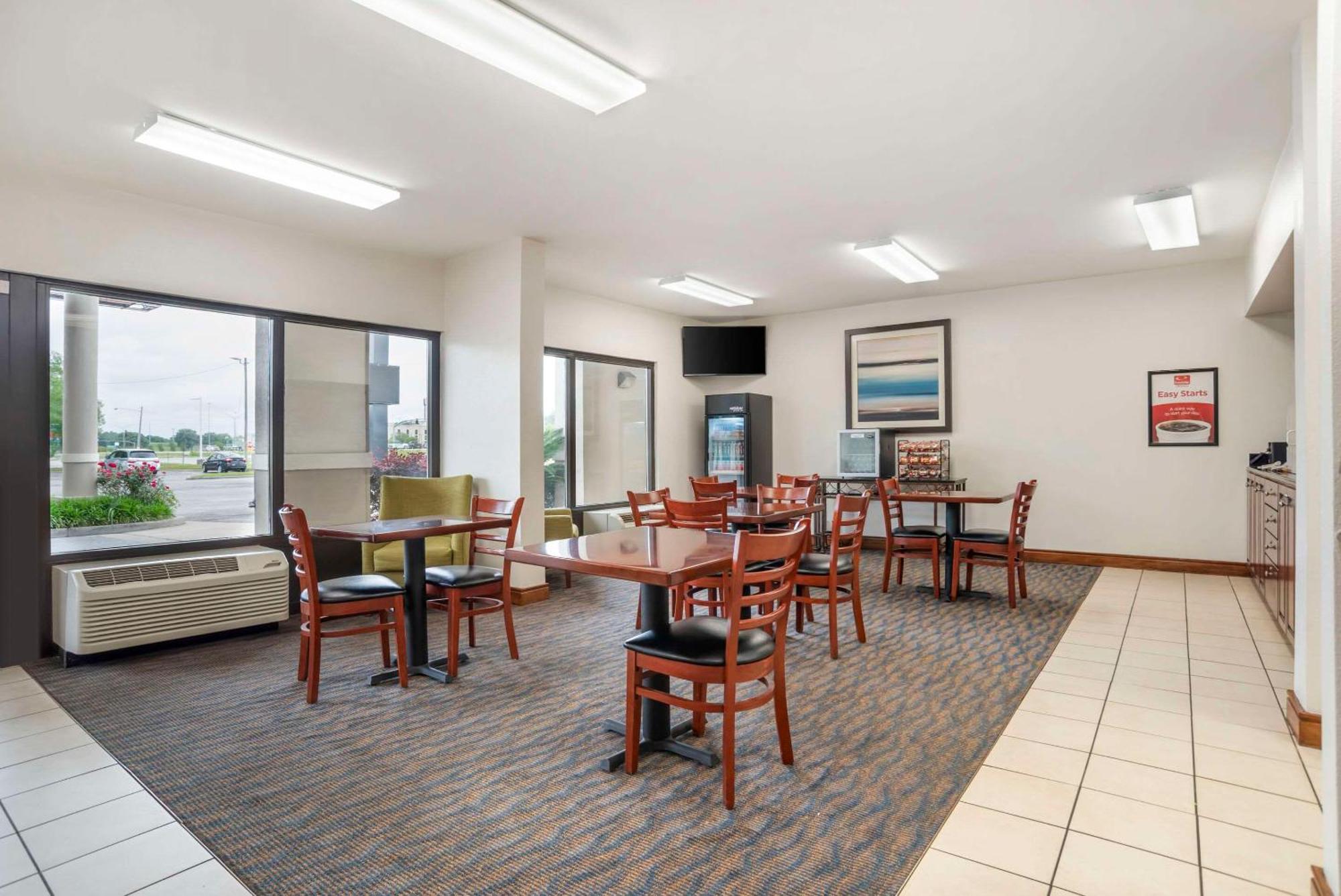 Econo Lodge Moss Point - Pascagoula Экстерьер фото
