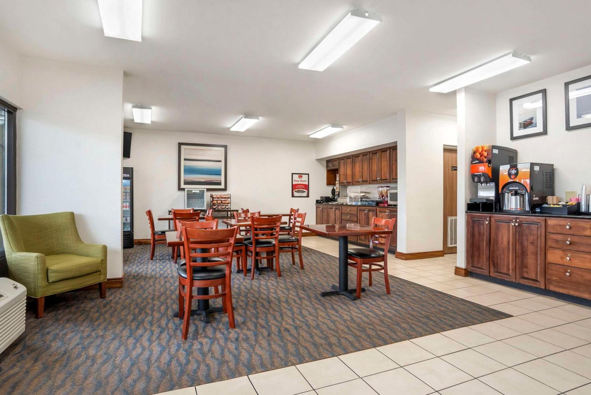 Econo Lodge Moss Point - Pascagoula Экстерьер фото