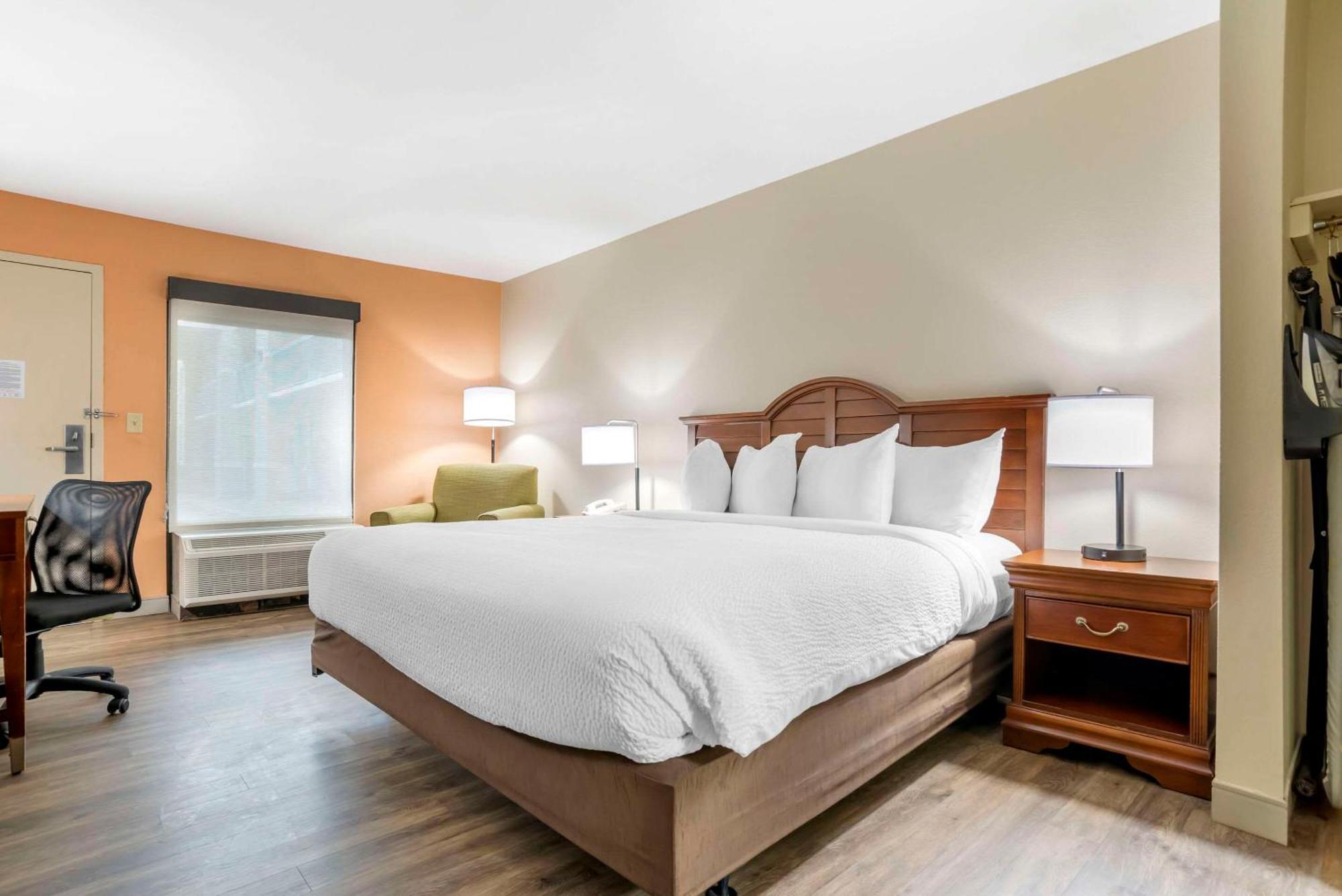 Econo Lodge Moss Point - Pascagoula Экстерьер фото