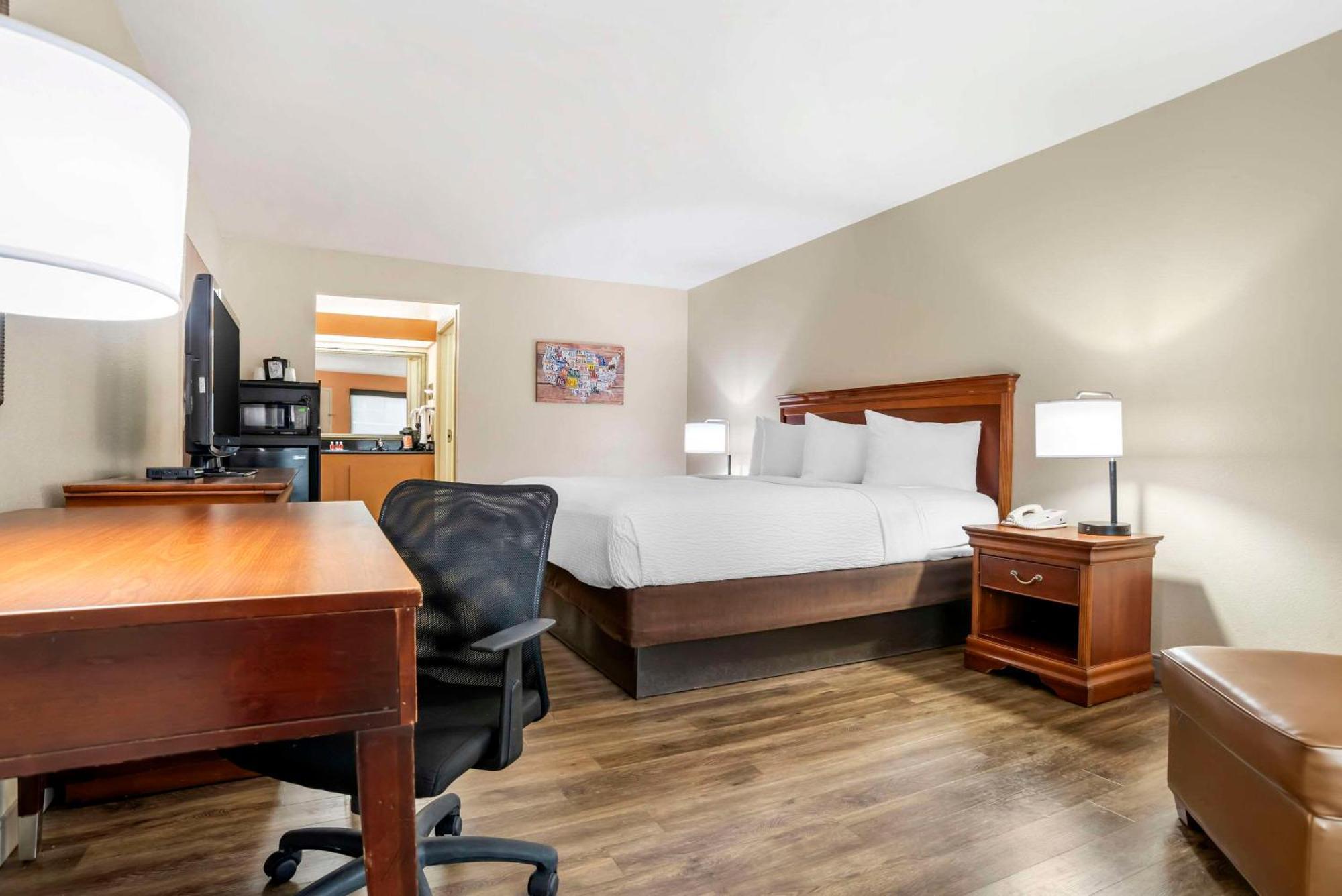 Econo Lodge Moss Point - Pascagoula Экстерьер фото